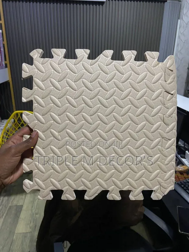 Thick EVA Foam Interlocking Puzzle Floor Tiles for Kids (30x30cm) - 1