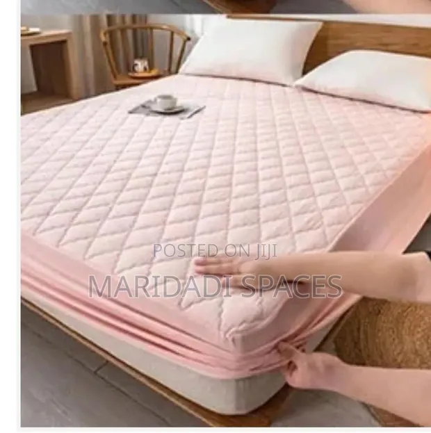 High Quality Waterproof Mattress Protector - Elastic - 1