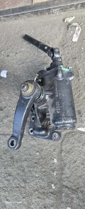 Isuzu NKR 4.3 Steering Box