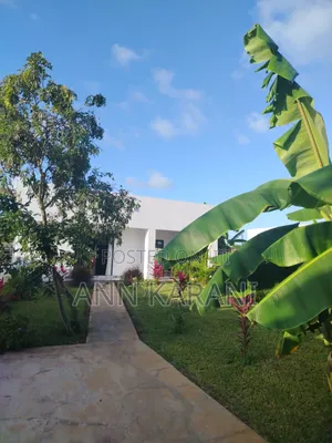 Nyumba ya Vyumba 2 Iliyo na Samani kwa Ajili ya Kupangisha katika Eneo la 4U, Diani