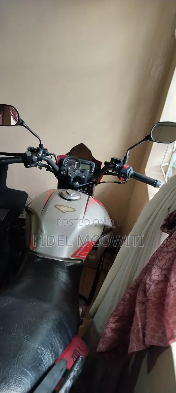 Beth Zontes 200 J 2022 Dual Sport Motorcycle - 1