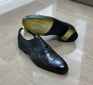 John Foster Ostrich Oxfords (Nyeusi & Tan)