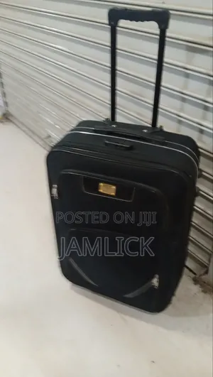 68cm Nyeusi Fabric Suitcase
