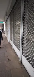 Maduka Makubwa ya Biashara CBD Yakodishwa - 3