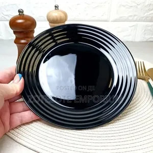 Luminarc Harena 6pcs Black Glass Plates - 27cm
