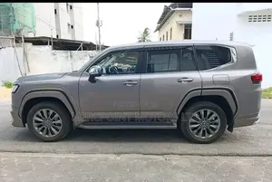 2023 Toyota Land Cruiser