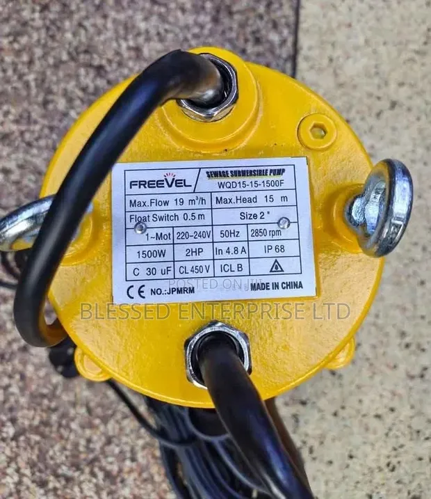 New 2HP Freevel Submersible Sewage Water Pump - 1