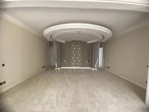 Villa ya Kifahari ya Vyumba 4 vya Kulala Muthaiga Inauzwa