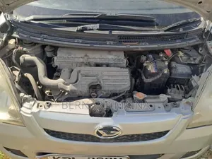 Daihatsu Mira 2016 Nyeusi