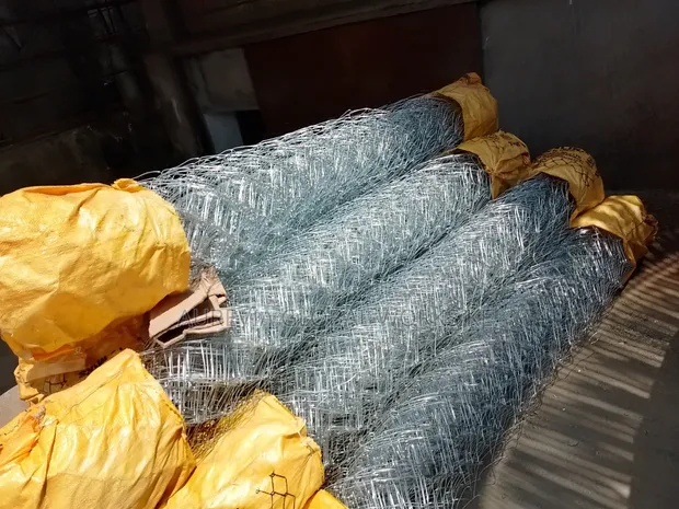 14 Gauge Galvanized Chain Link Fencing - 7ft Height - 1