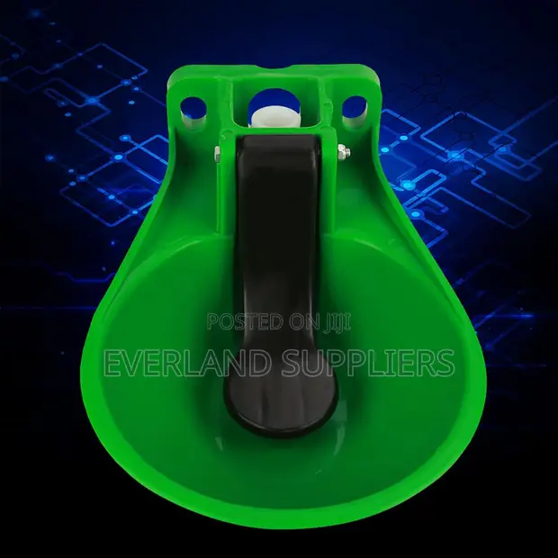 Kinywaji cha Ng'ombe cha Plastiki - Bakuli la Maji la Kiotomatiki - 1