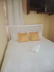 Ghorofa ya Chumba 1 chenye Samani Kalimoni - Inapangishwa - 2