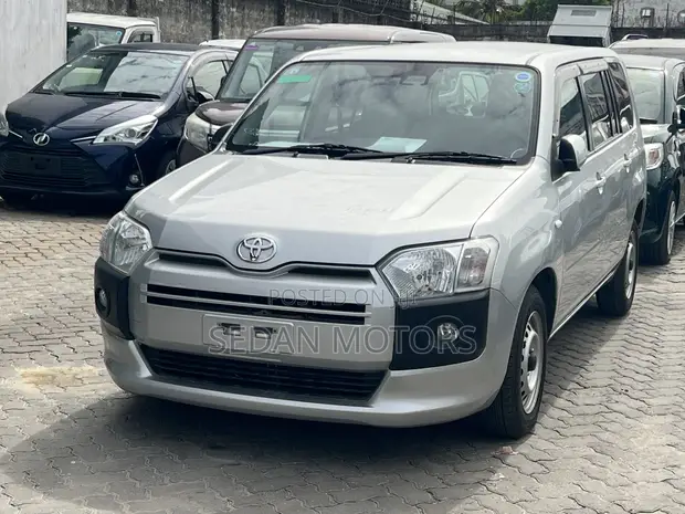 Toyota Probox 2020 - Iliyoagizwa Nje - 1