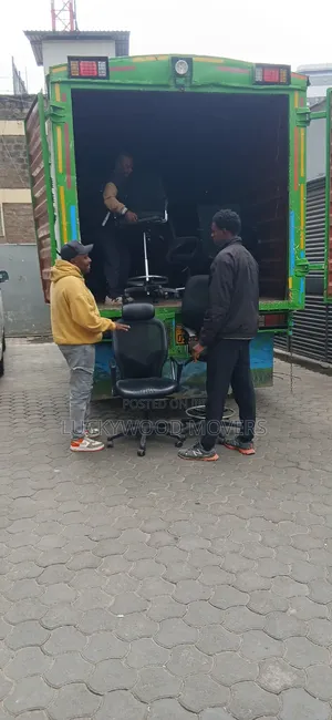 Luckywood Movers na Huduma za Usafi