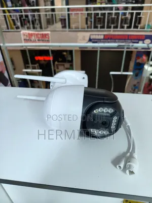V380 Electric Security Camera with Night Illumination