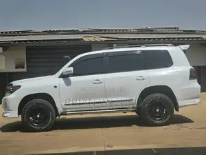 Toyota Land Cruiser 4.5 V8 VXR 2008 Nyeupe
