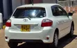 Toyota Auris 2012 Nyeupe - 3