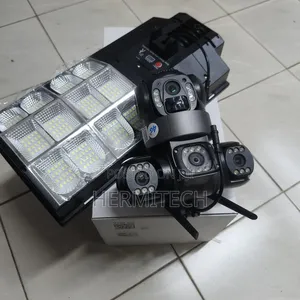 300W 4G Triple-Lens Security Camera