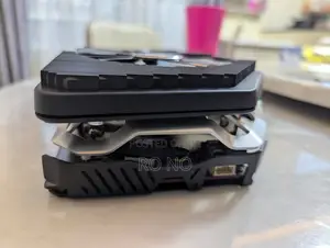 Kadi ya Graphics ya XFX Radeon RX 5700 XT 8GB