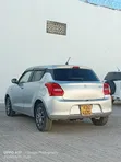 Suzuki Swift 2017 Silver - 4