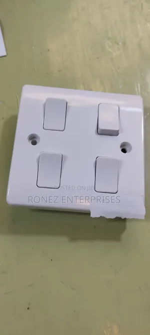4-Way 2-Way Light Switch