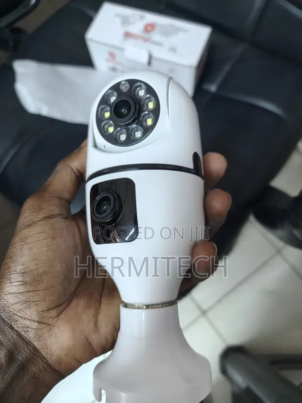 CCTV ya Bulb yenye Lens Mbili na Upatikanaji wa Simu Mahiri kwa Mbali - 1