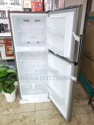 Hisense 250L Double Door Refrigerator