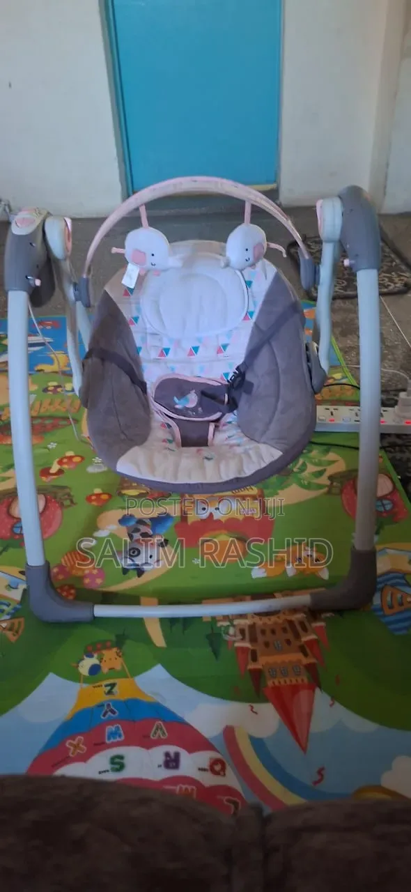 Baby Swing - Greenish Grey - 1