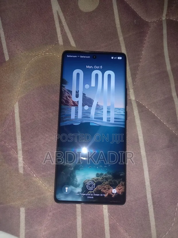 Tecno Camon 30 256GB Kijivu - 1