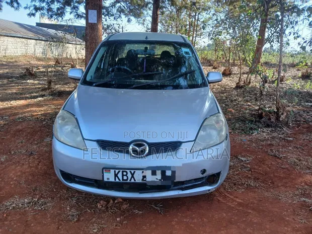 Mazda Demio 2007 Nyeusi - 1