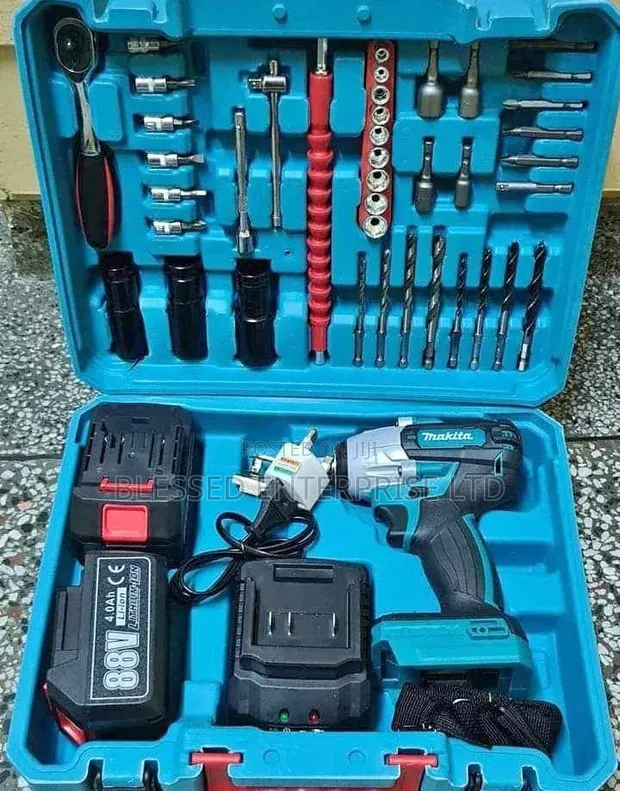 New Makita Portable Heavy Duty Impact Wrench - 1