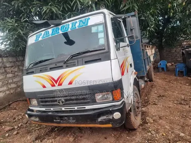 Treni ya Tata LPT 1518 Cab/Chassis - 1