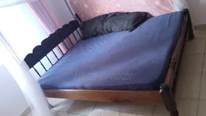 Kitanda cha Mbao 5x6