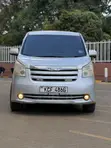 Toyota Noah 2008 Nyeusi - 1