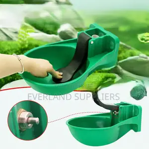 Kinywaji cha Ng'ombe cha Plastiki - Kisima cha Maji cha Ng'ombe Kinachobonyezwa Rahisi