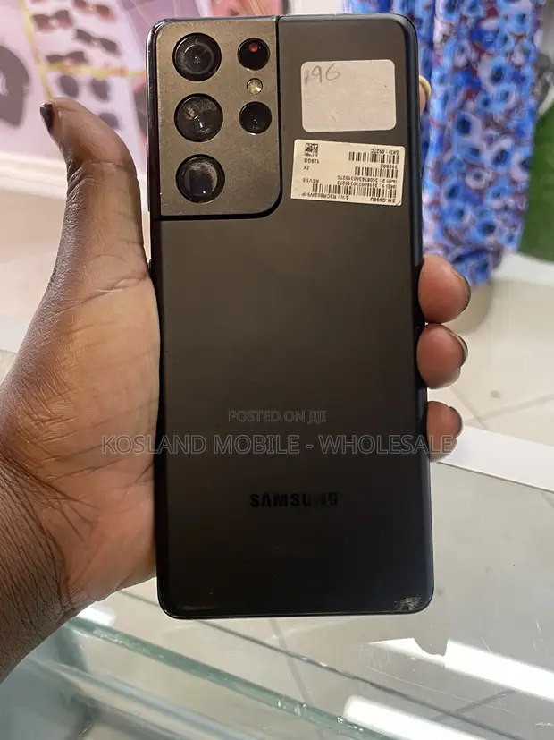 Samsung Galaxy S21 Ultra 5G 128GB Nyeusi (Skrini Imevunjika) - 1