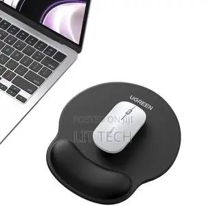 UGREEN Ergonomic Mouse Pad with Wrist Rest - Black