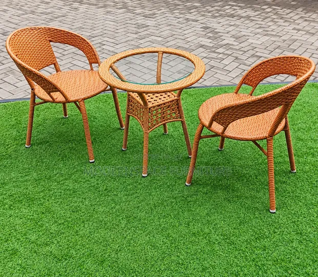 Outdoor Rattan Bistro Set - Viti 2 & Meza ya Kioo - 1