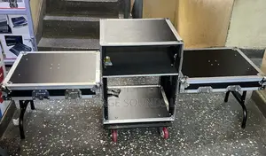 Heavy-Duty 9U Combo Road Case