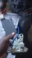 Nissan X-Trail NT30 Bootlock - 2