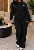 Nike Women's Multi-Colour Wide-Leg Cargo Trousers - 1