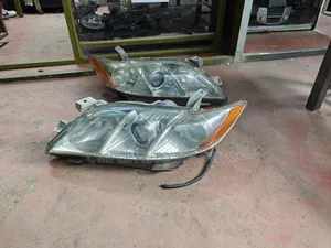Toyota Camry 2008/2010 Xenon Headlights (Each)