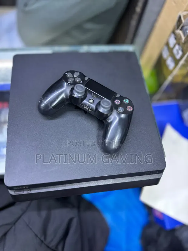 Playstation 4 Slim (Chipped) Iliyotumika na Michezo 10 - 1