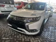 Mitsubishi Outlander 2.0 PHEV AWD 2020 Nyeupe - 2