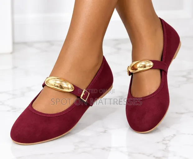 Cute Ladies Flat Shoes - Burgundy/Brown & Black - 1