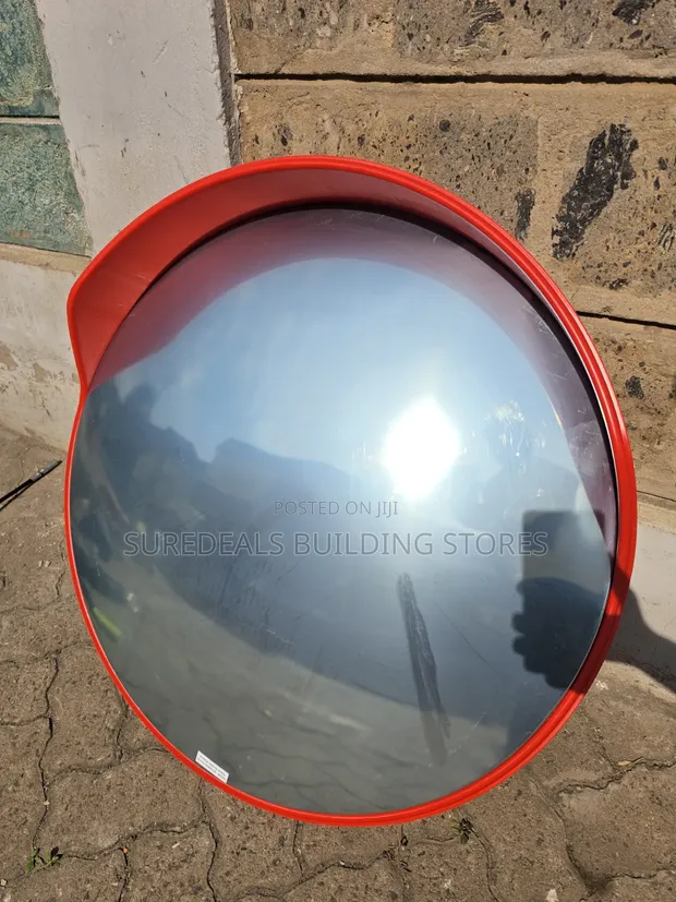 Wide-Angle Convex Safety Mirror - 1