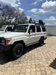 Toyota Land Cruiser 76 Series 2012 Nyeupe - 4