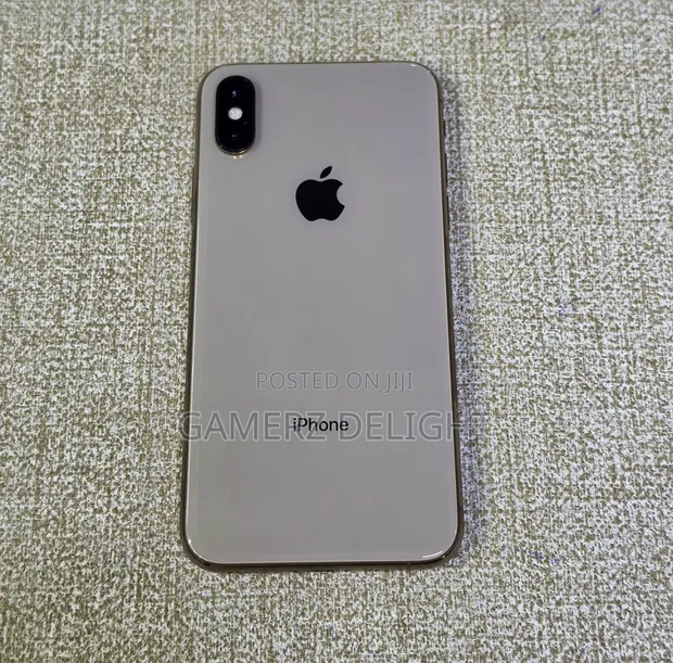 Apple iPhone XS 256GB Dhahabu - 1
