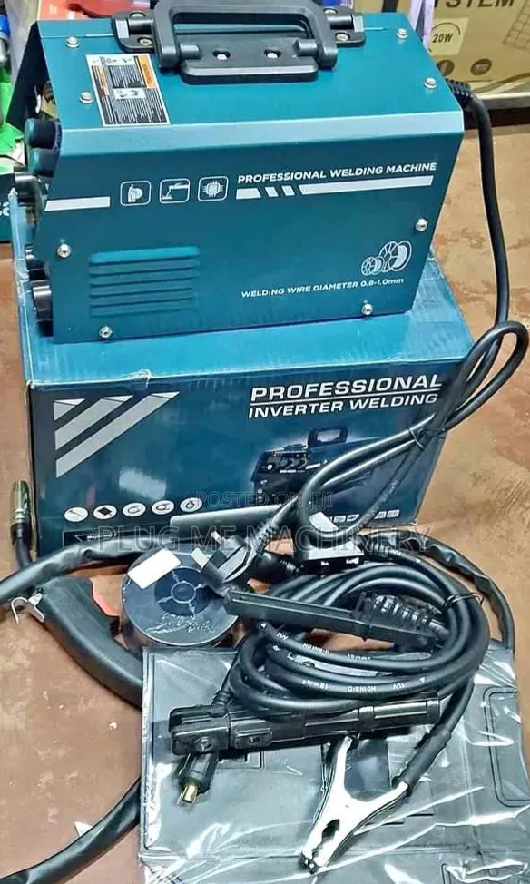 Makita 400A Multifunction MIG Welding Machine - 1