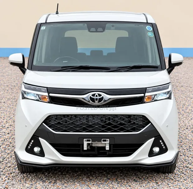 Toyota Tank 1.0 FWD 2019 White - 1